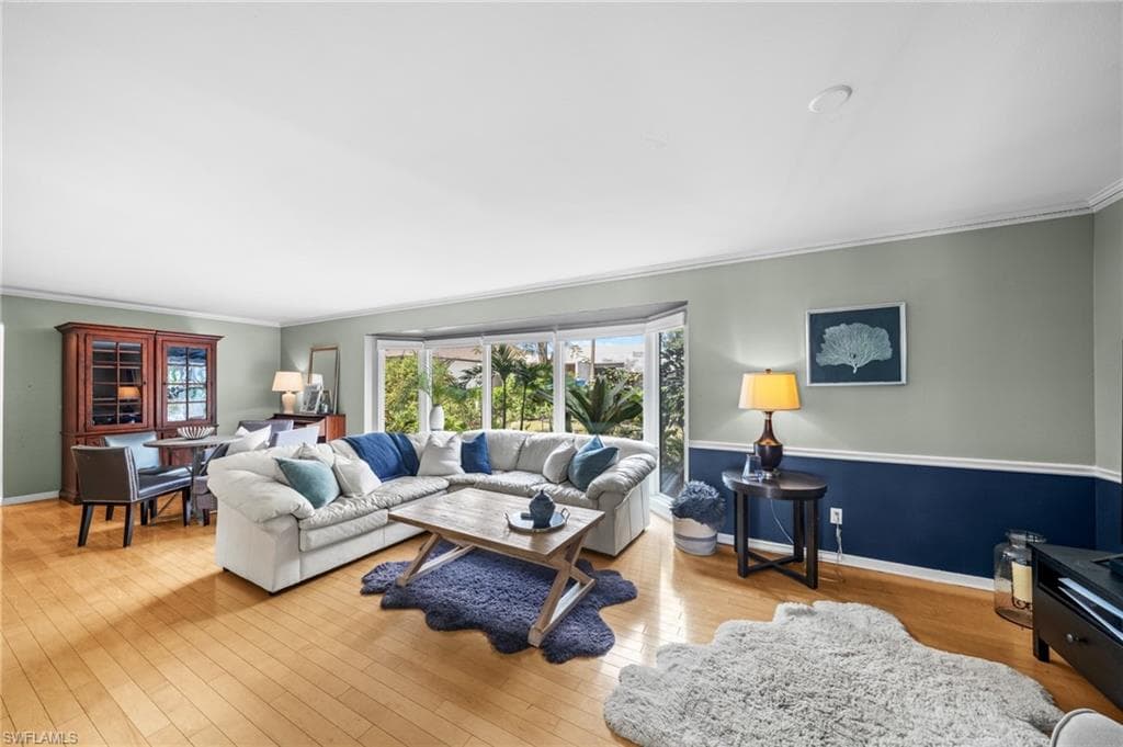 1030 Aqua LN-9