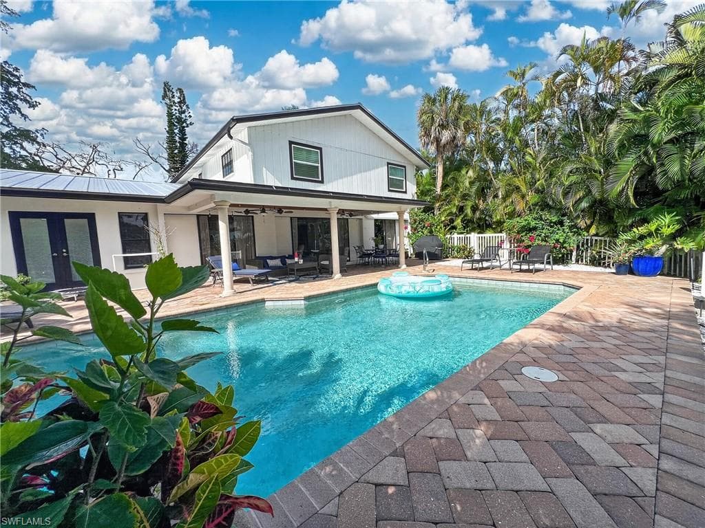 1030 Aqua LN-37