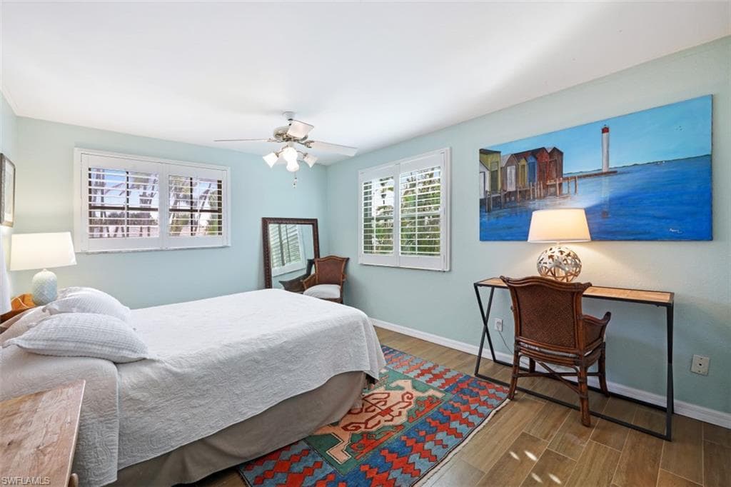 1030 Aqua LN-21