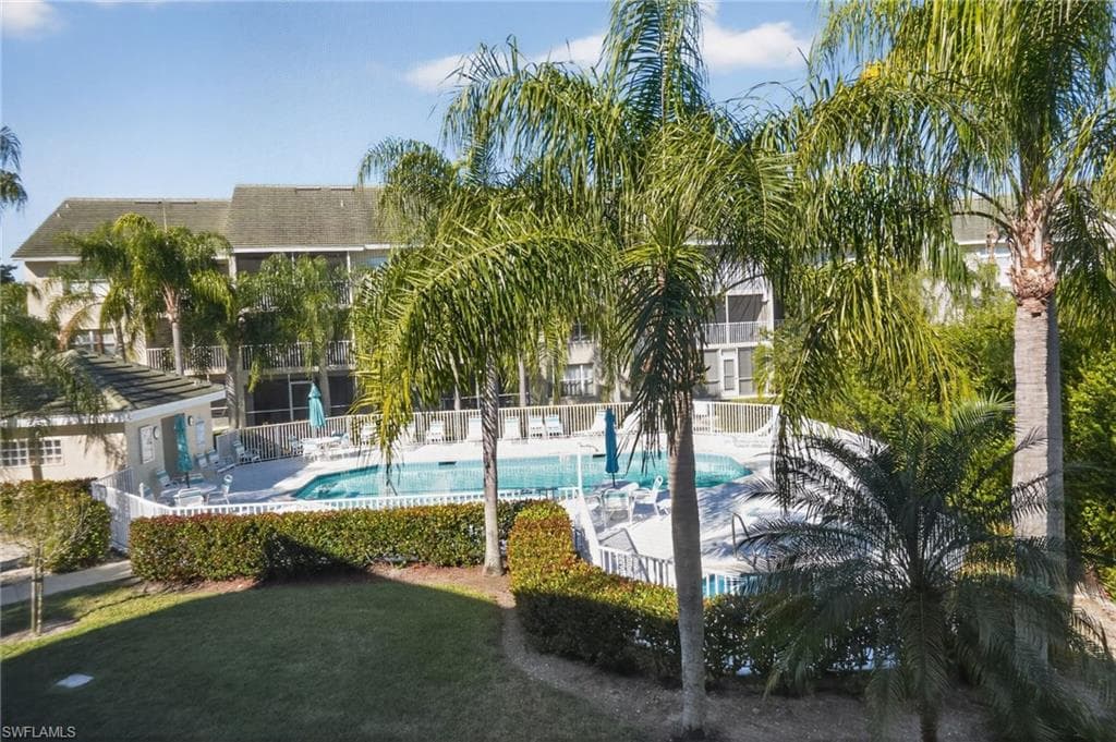28881 Bermuda Lago CT 202-28