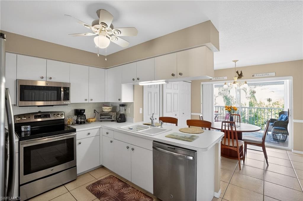 28881 Bermuda Lago CT 202-10