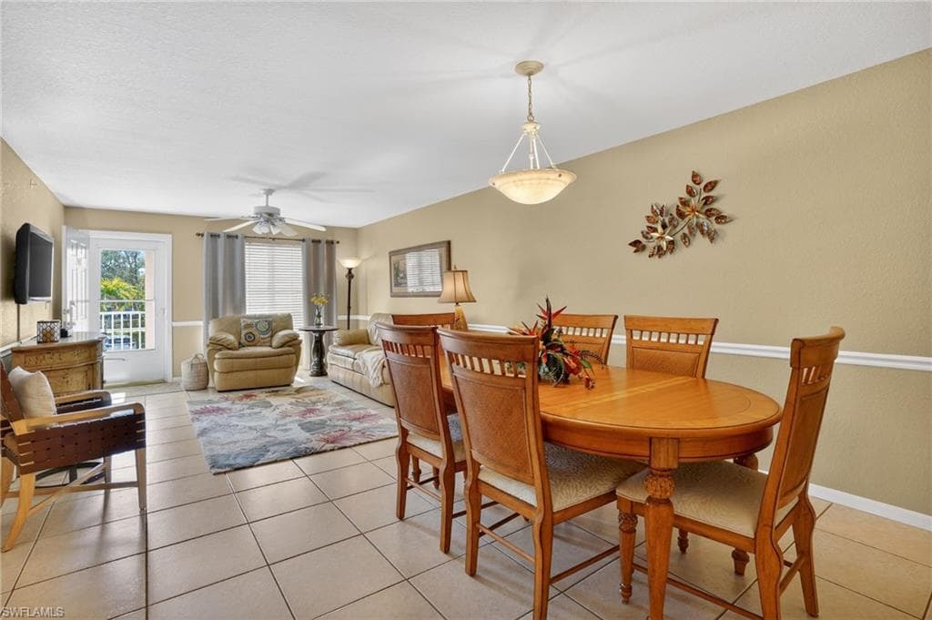 28881 Bermuda Lago CT 202-8
