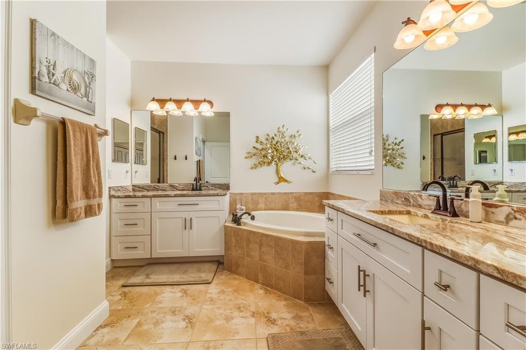 8622 Sumner AVE-23