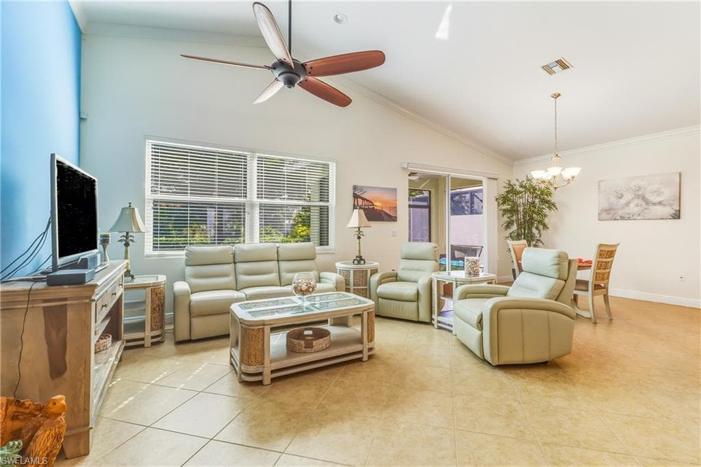 8622 Sumner AVE-13