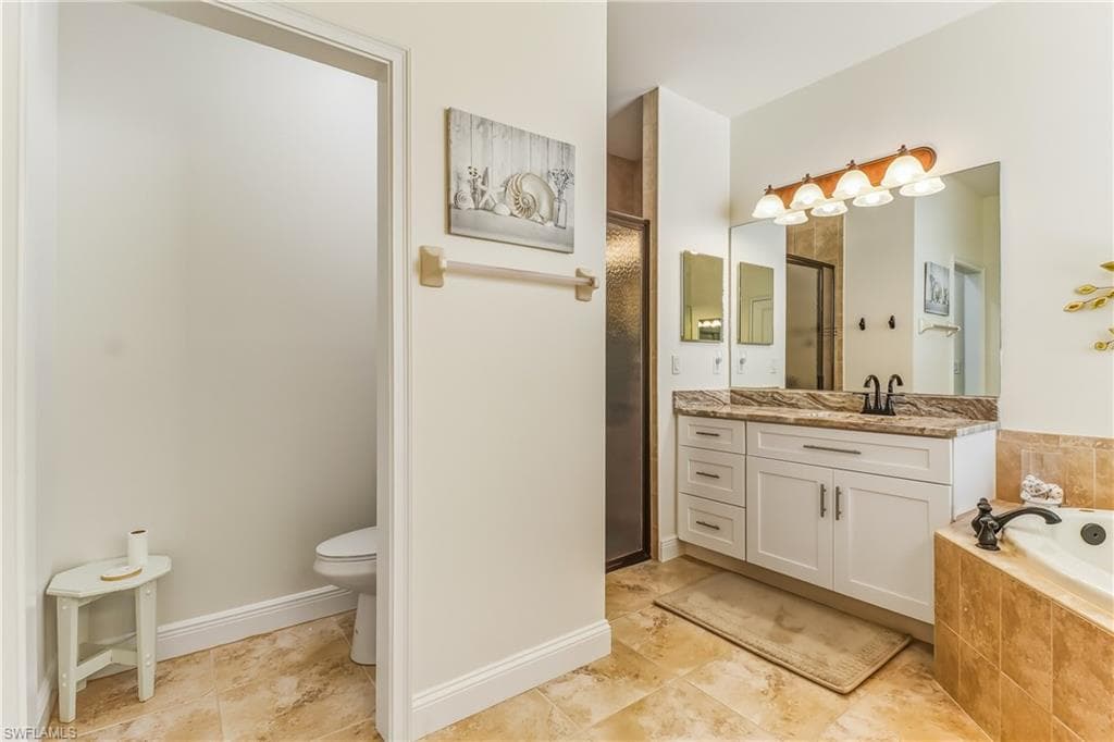 8622 Sumner AVE-26