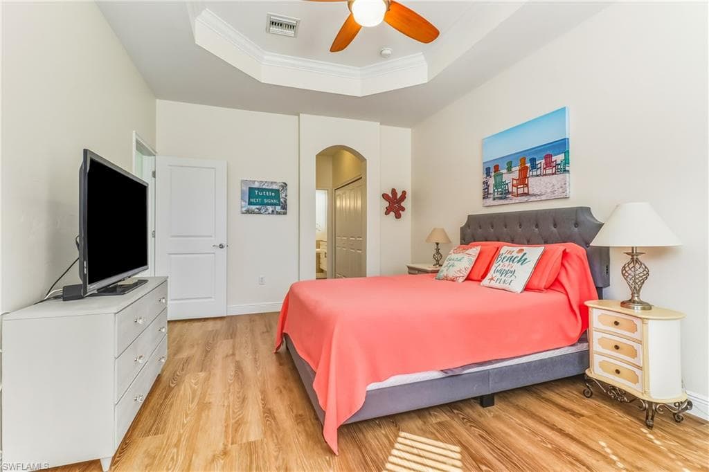 8622 Sumner AVE-22