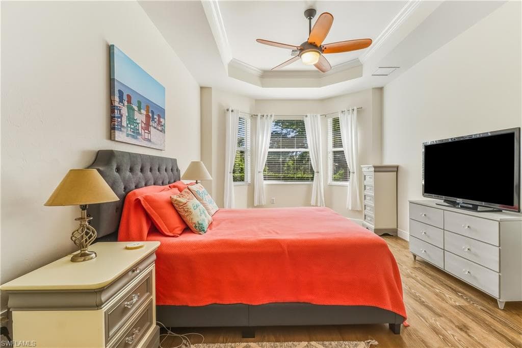 8622 Sumner AVE-19