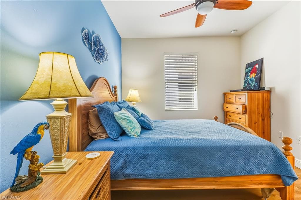 8622 Sumner AVE-31