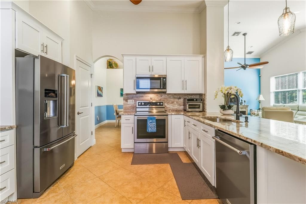 8622 Sumner AVE-8