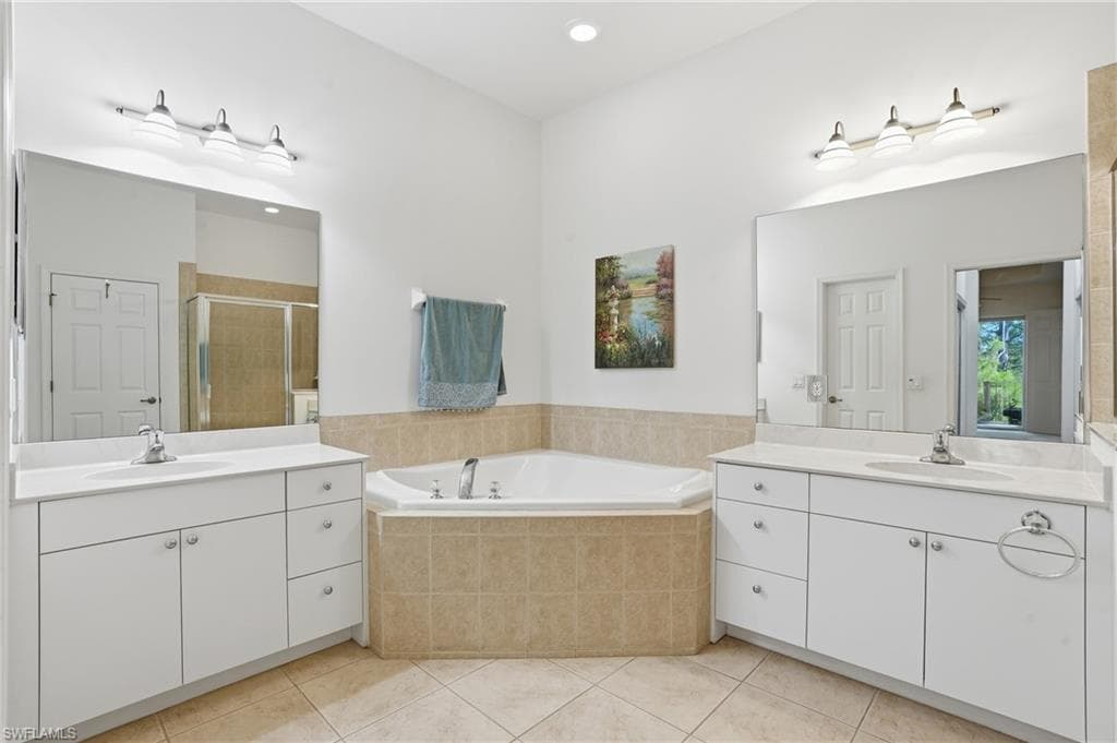 17498 Old Harmony DR 201-17