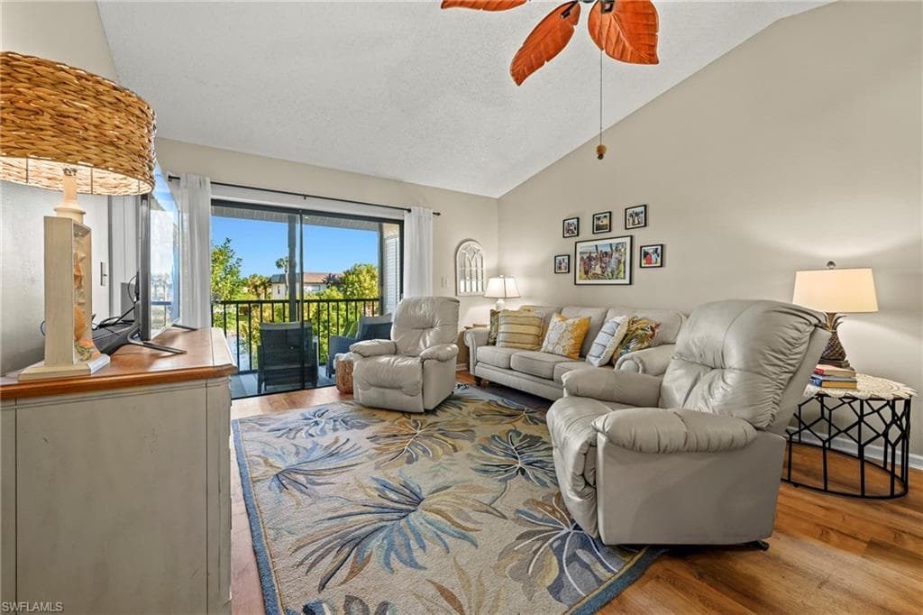 9290 Lake Park DR 201-8