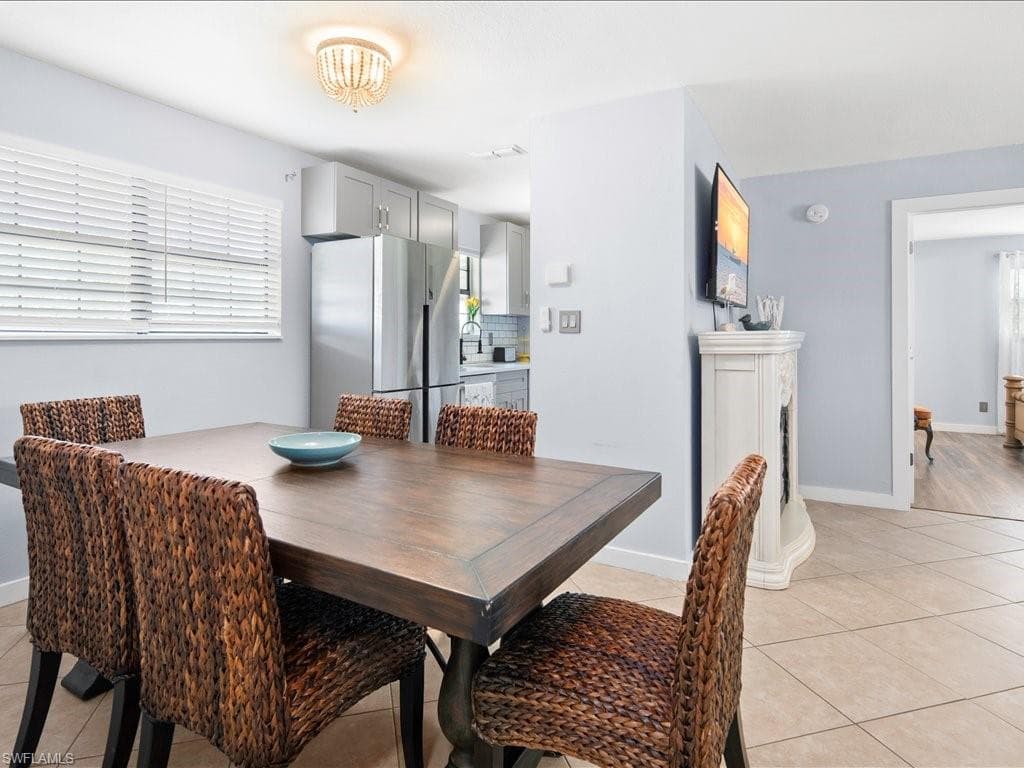 2469 Florida AVE-8