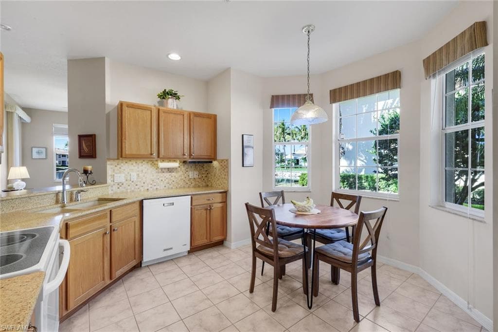 23310 Coconut Island DR 102-11