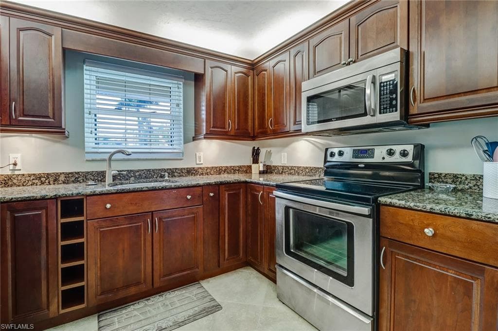 1351 Curlew AVE 104-12