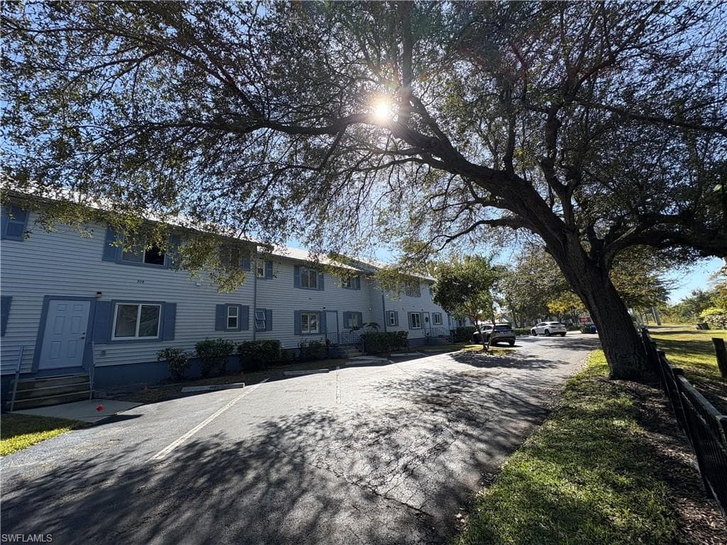 1251 7th AVE N 306-17