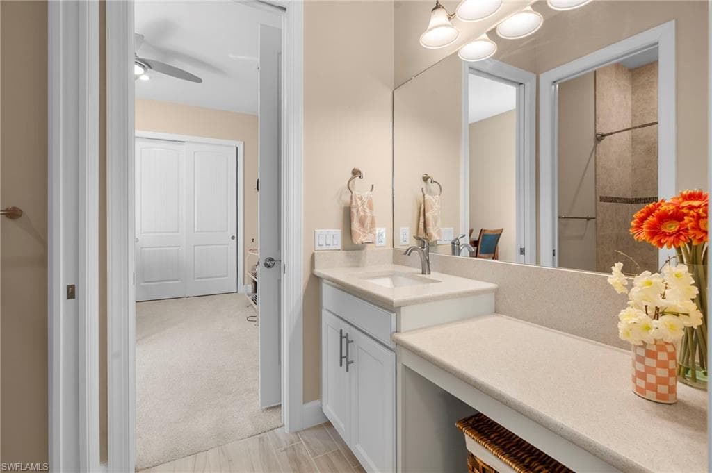 14310 Pine Hollow DR-22