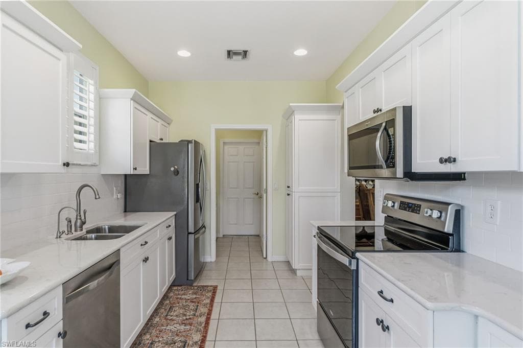 1777 Emerald Cove CIR-13