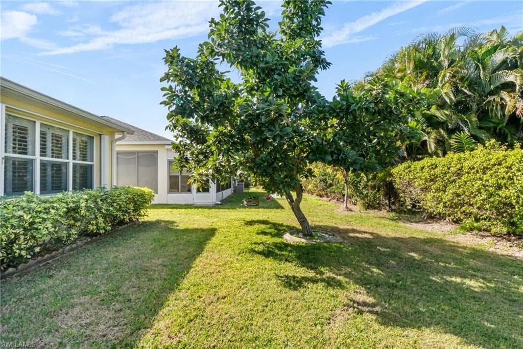1777 Emerald Cove CIR-32