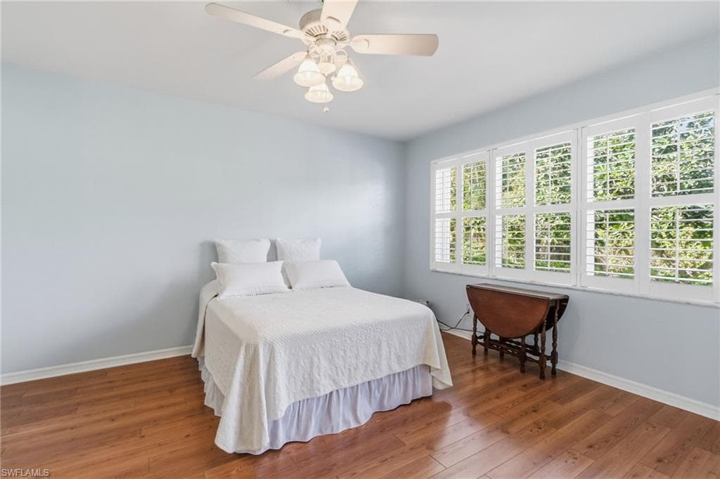 1777 Emerald Cove CIR-20