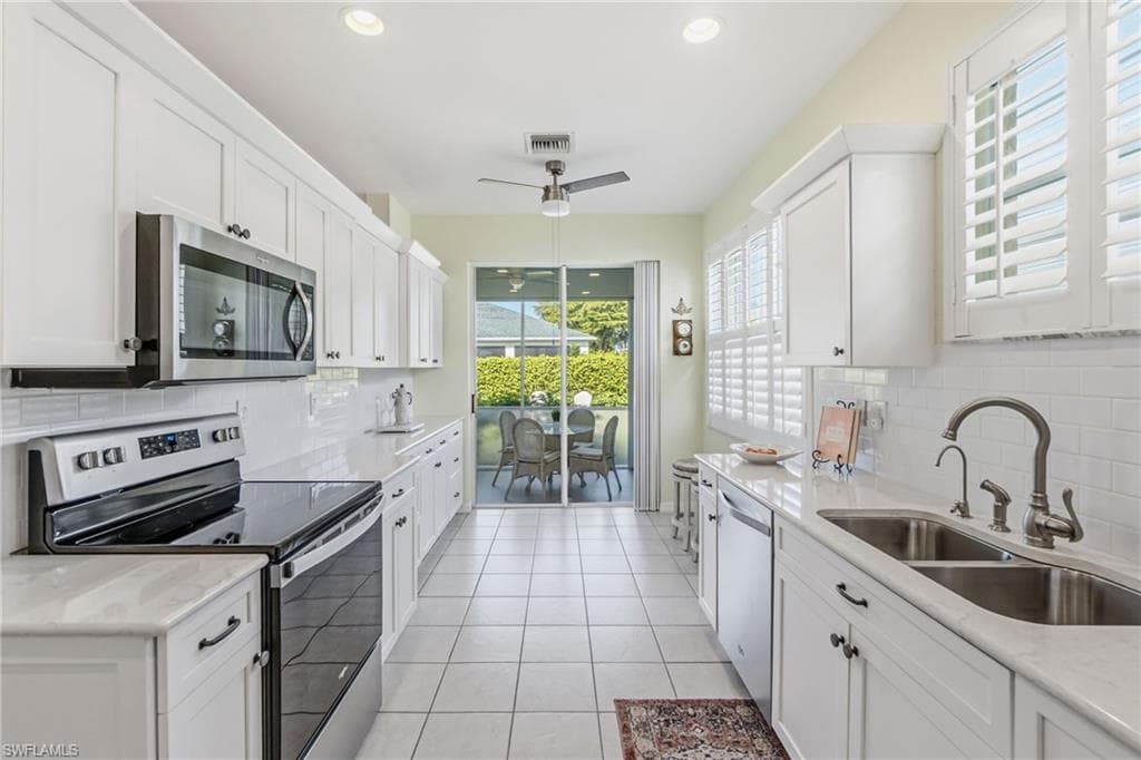 1777 Emerald Cove CIR-10