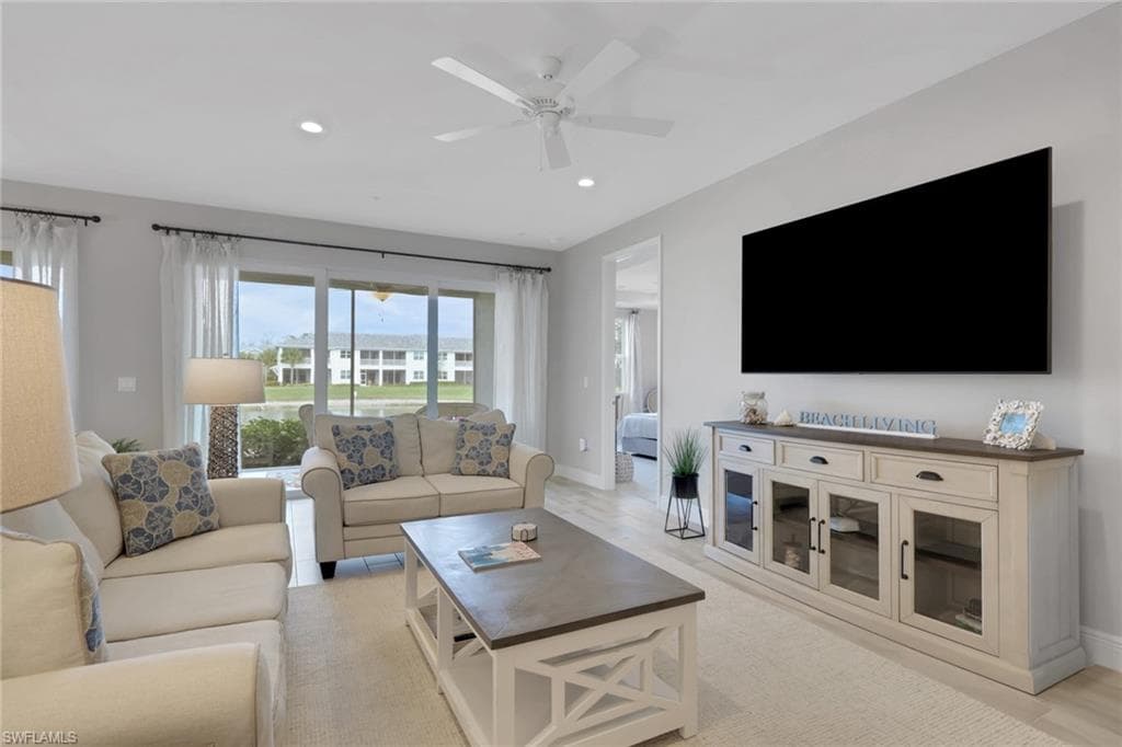2647 Seychelles CIR 2202-6