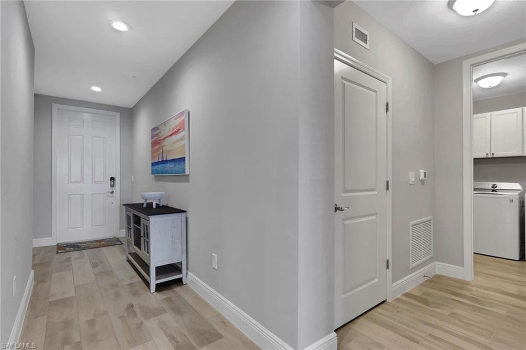 2647 Seychelles CIR 2202-3
