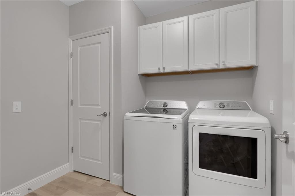 2647 Seychelles CIR 2202-20