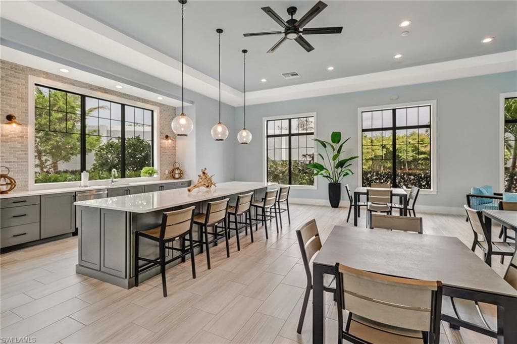 2647 Seychelles CIR 2202-25