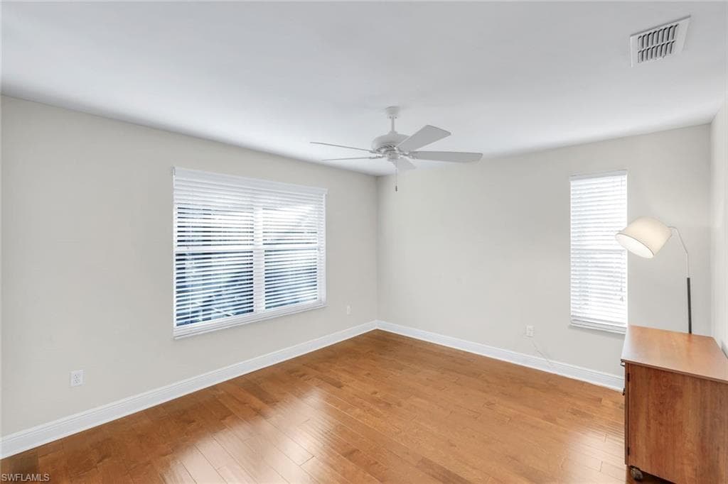 25295 Catskill DR-27