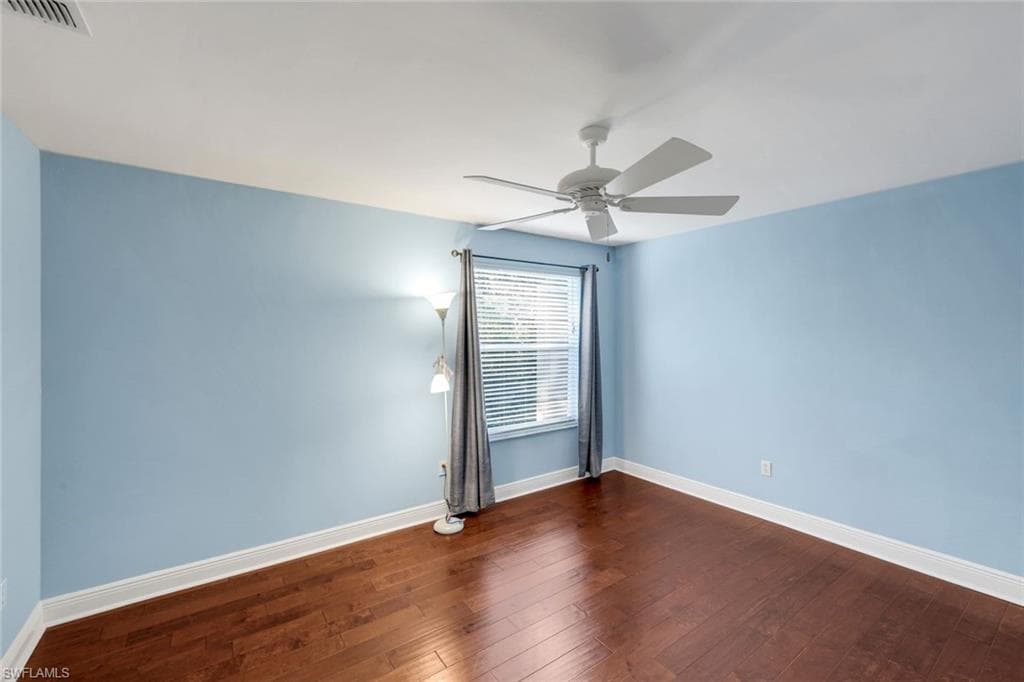 25295 Catskill DR-23
