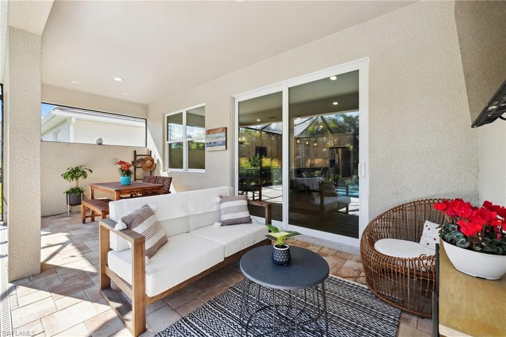 15361 Floresta LN-28