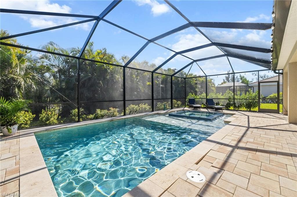 15361 Floresta LN-25