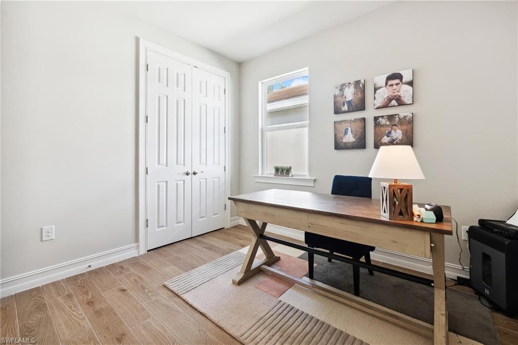 15361 Floresta LN-21