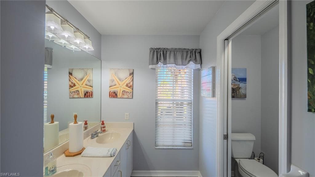 22638 FOREST VIEW DR-24