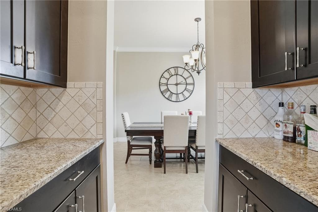 4609 Abaca CIR-12