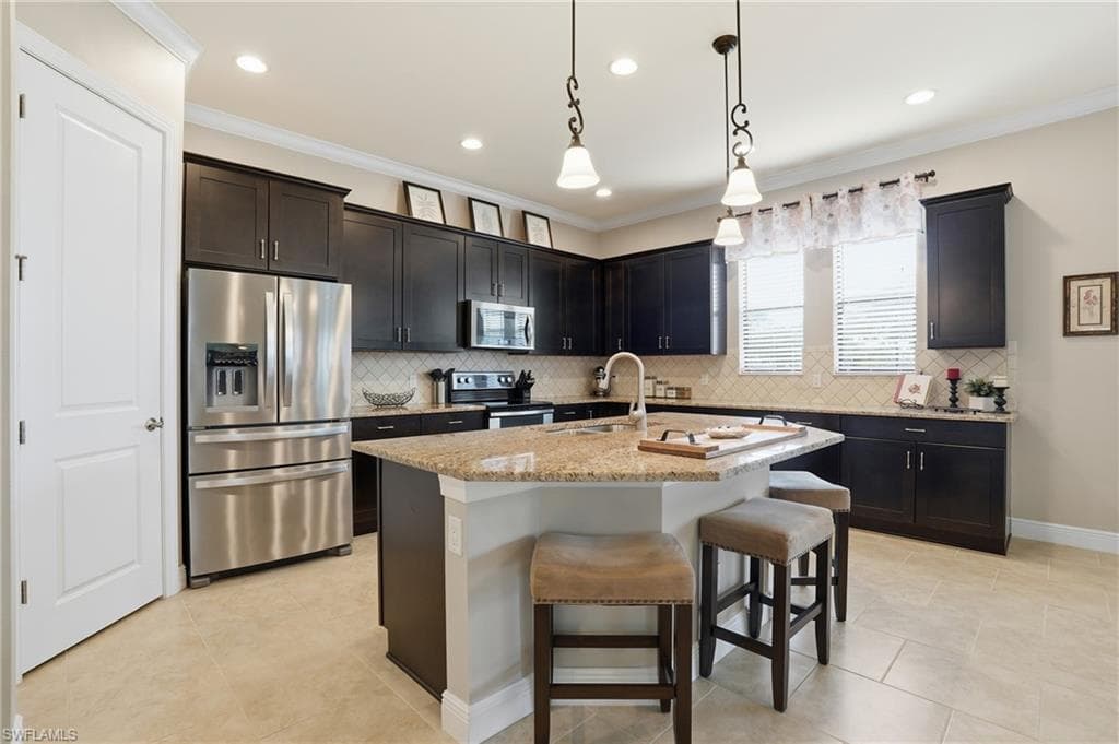 4609 Abaca CIR-8