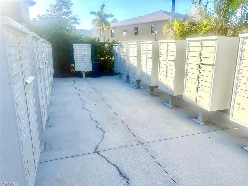 5315 Summerlin RD 1508-46