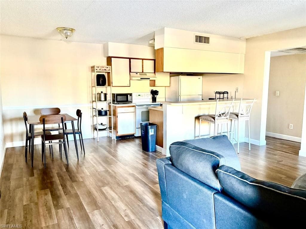5315 Summerlin RD 1508-31