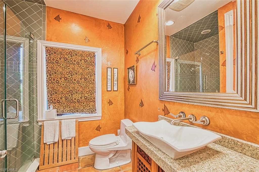 130 Montrose DR-30