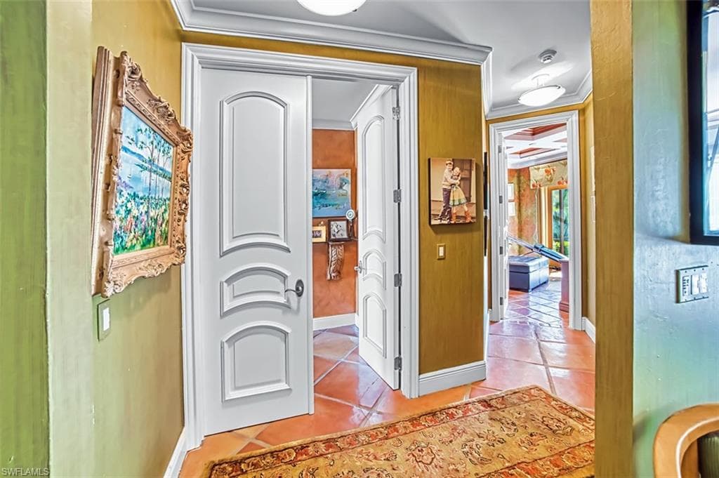 130 Montrose DR-20