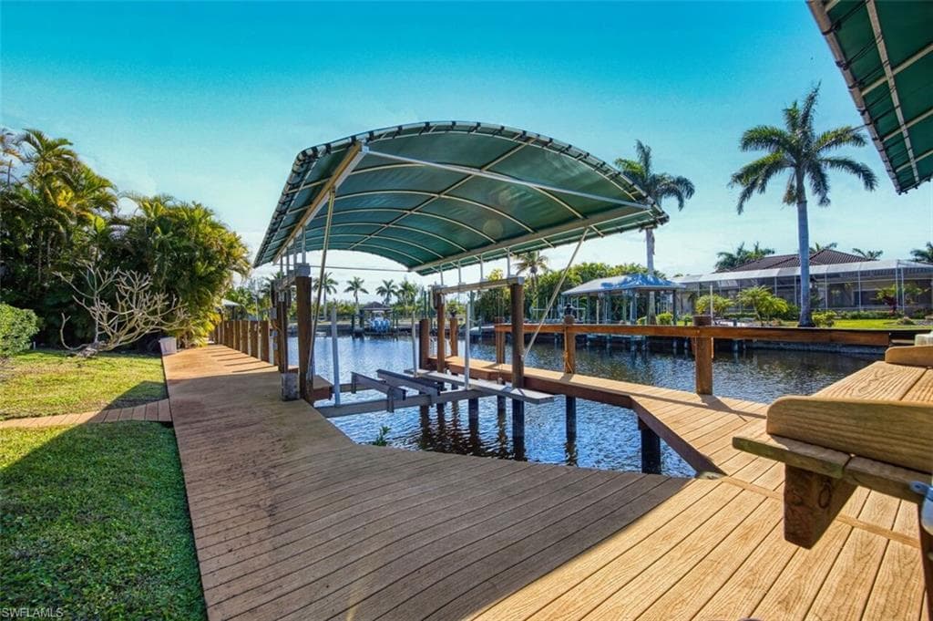 130 Montrose DR-37
