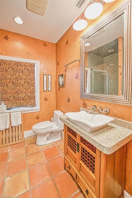 130 Montrose DR-29