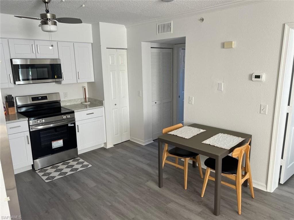 8687 River Homes LN 4202-3