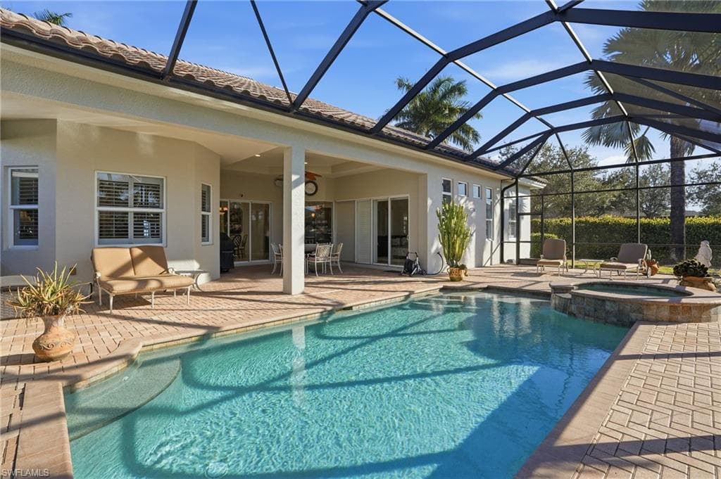 430 Saddlebrook LN-29