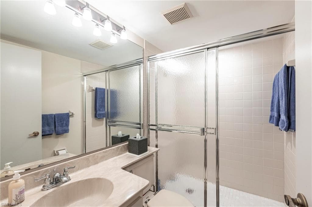 5665 Trailwinds DR 615-12