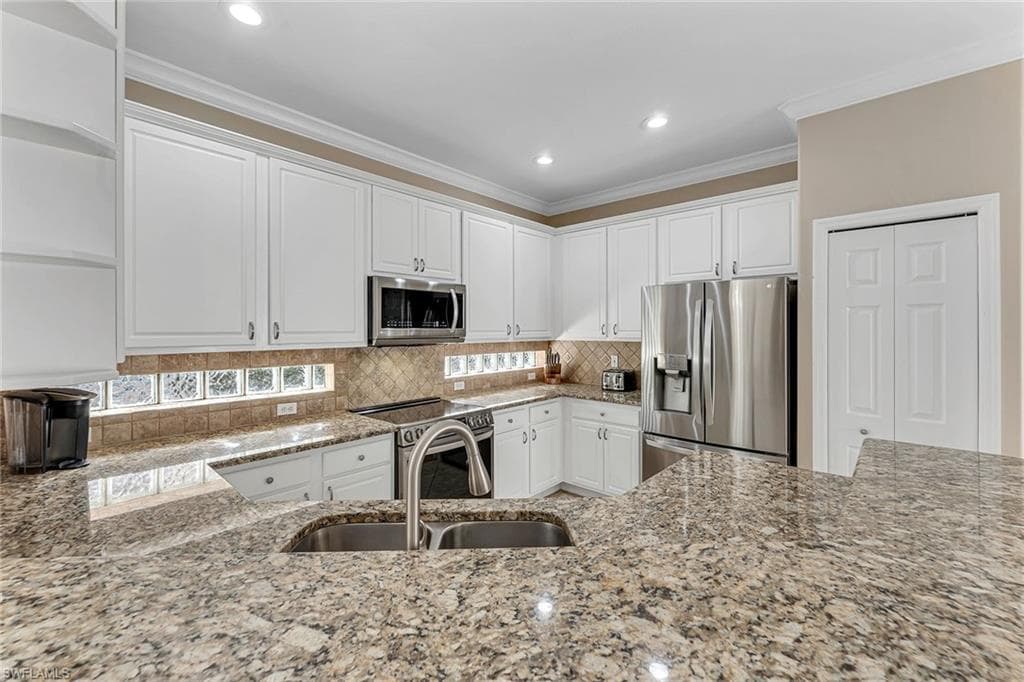 104 Glen Eagle CIR-8