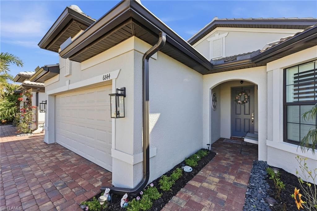 6844 Winding Cypress DR-2
