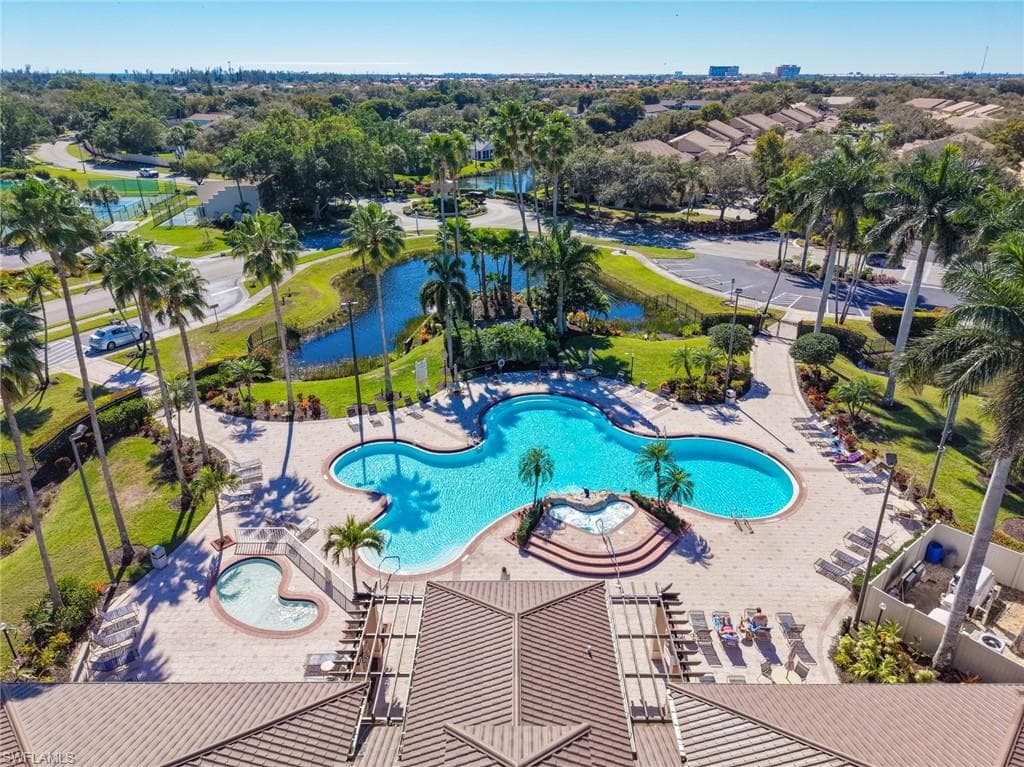 15068 Cloverdale DR-42