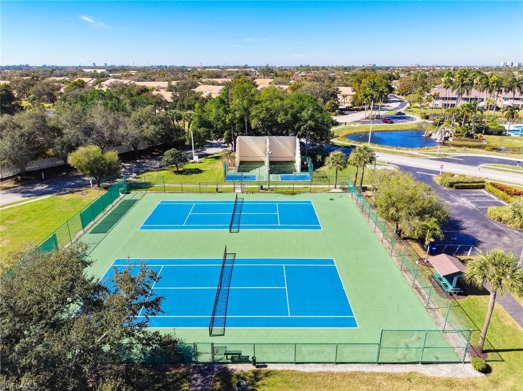 15068 Cloverdale DR-43