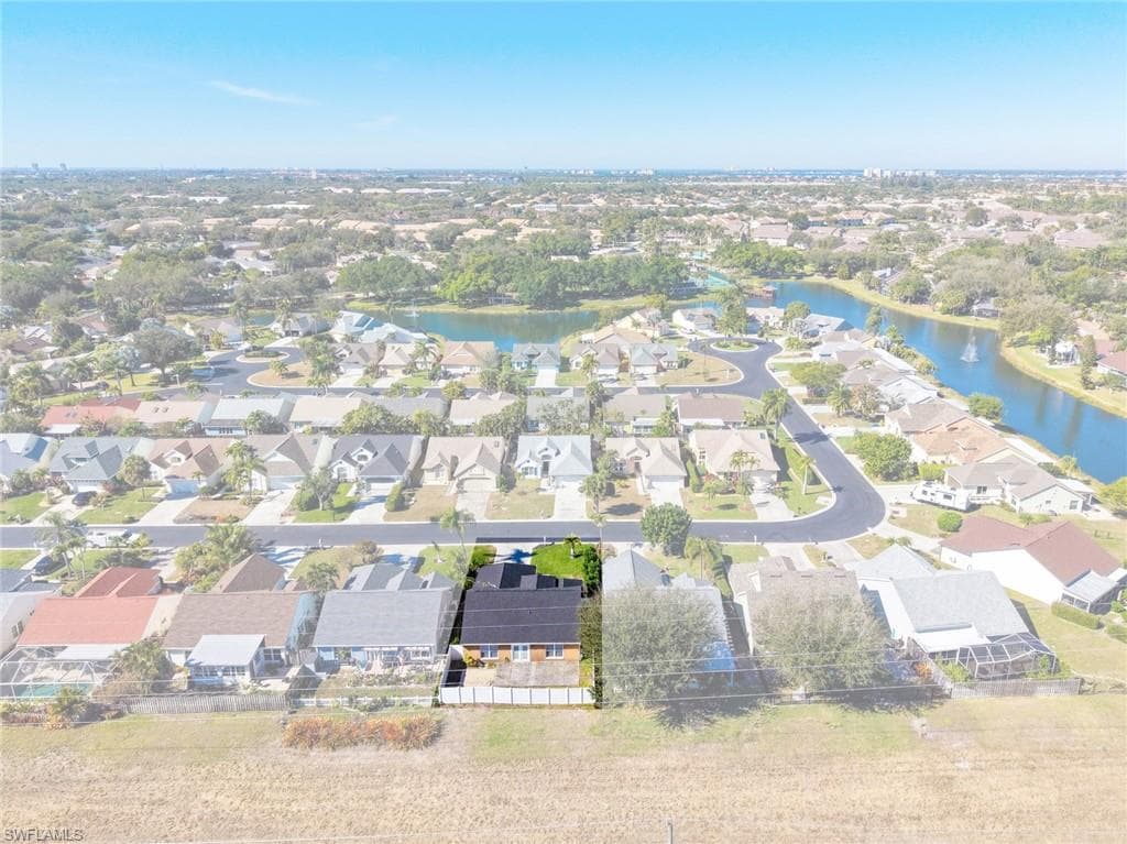 15068 Cloverdale DR-36